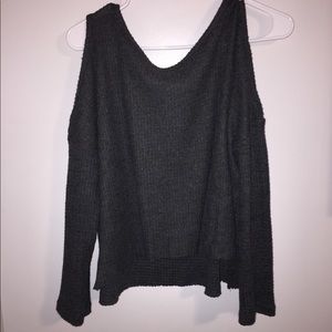 Rue21 long sleeve top with open shoulders